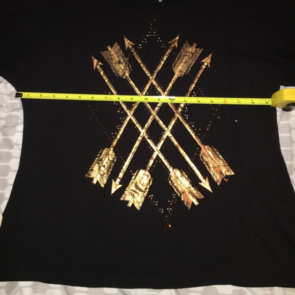 Shirt - Picture 4 of 6