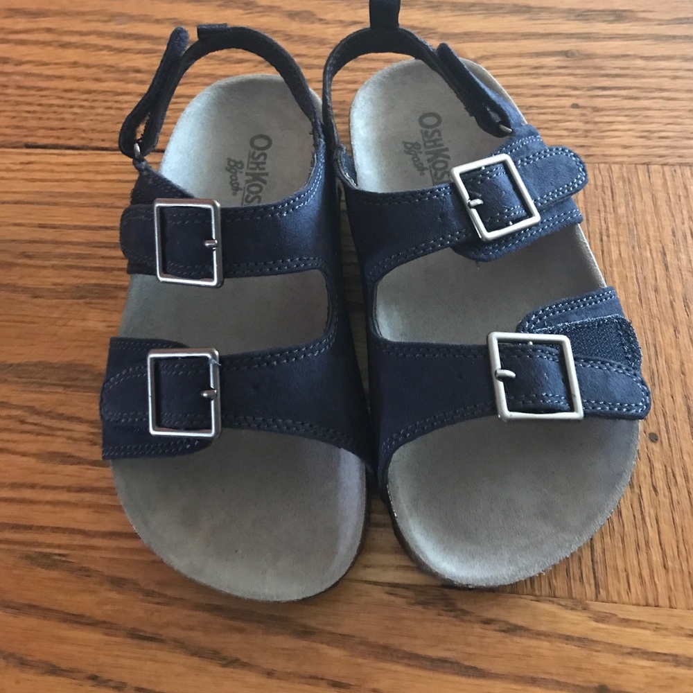 Oshkosh - Boys navy sandals size 12