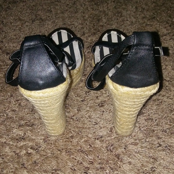 Shoes - Picture 3 of 3