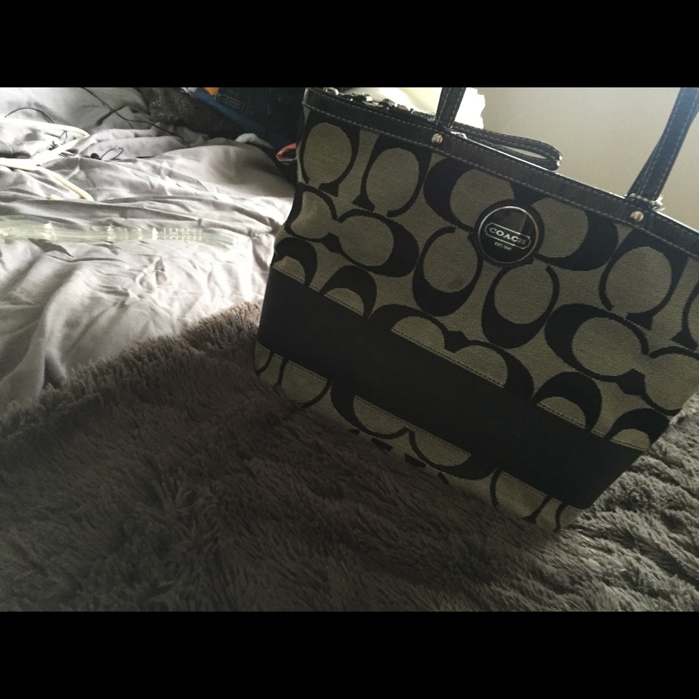 Coach small tote bag with wristlet