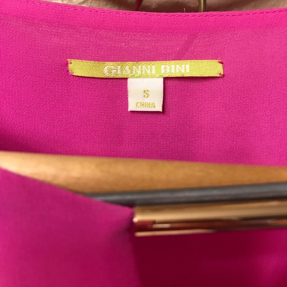 Top - Picture 2 of 4