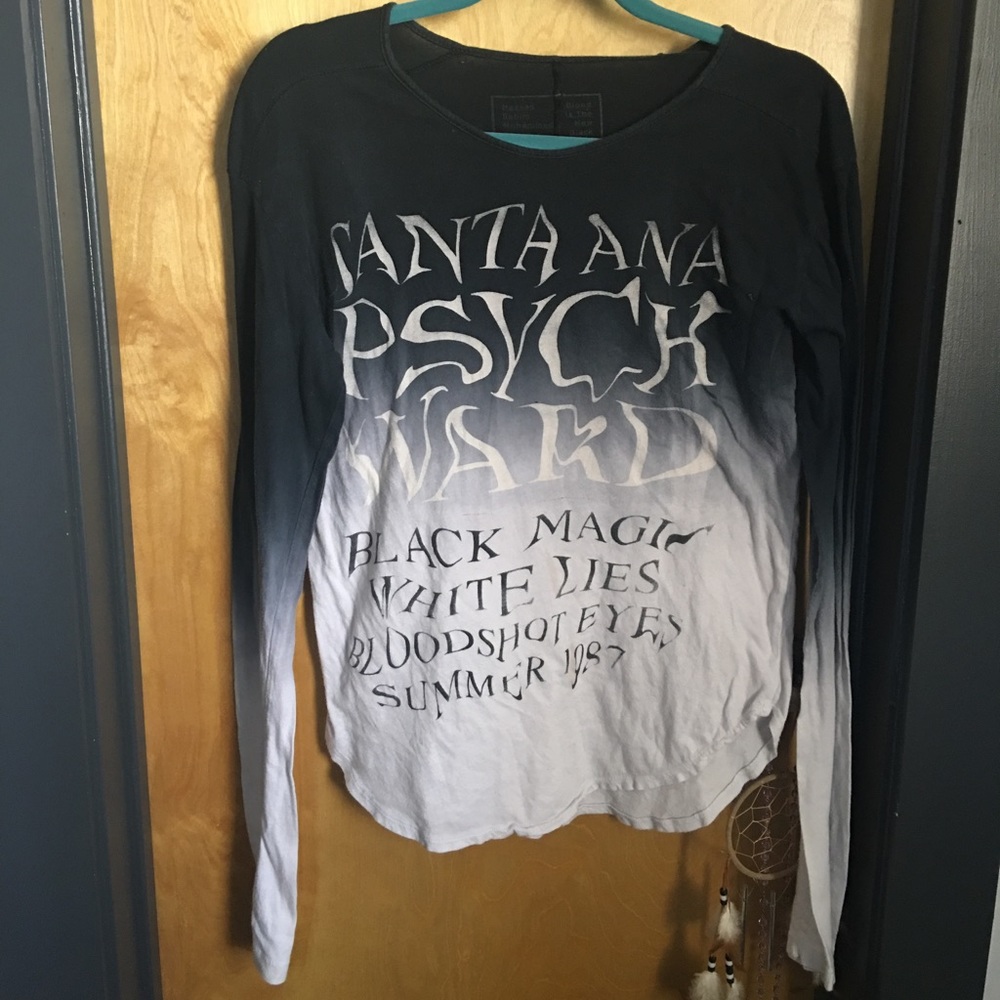 Limited edition blood is the new black shirt Sz XS