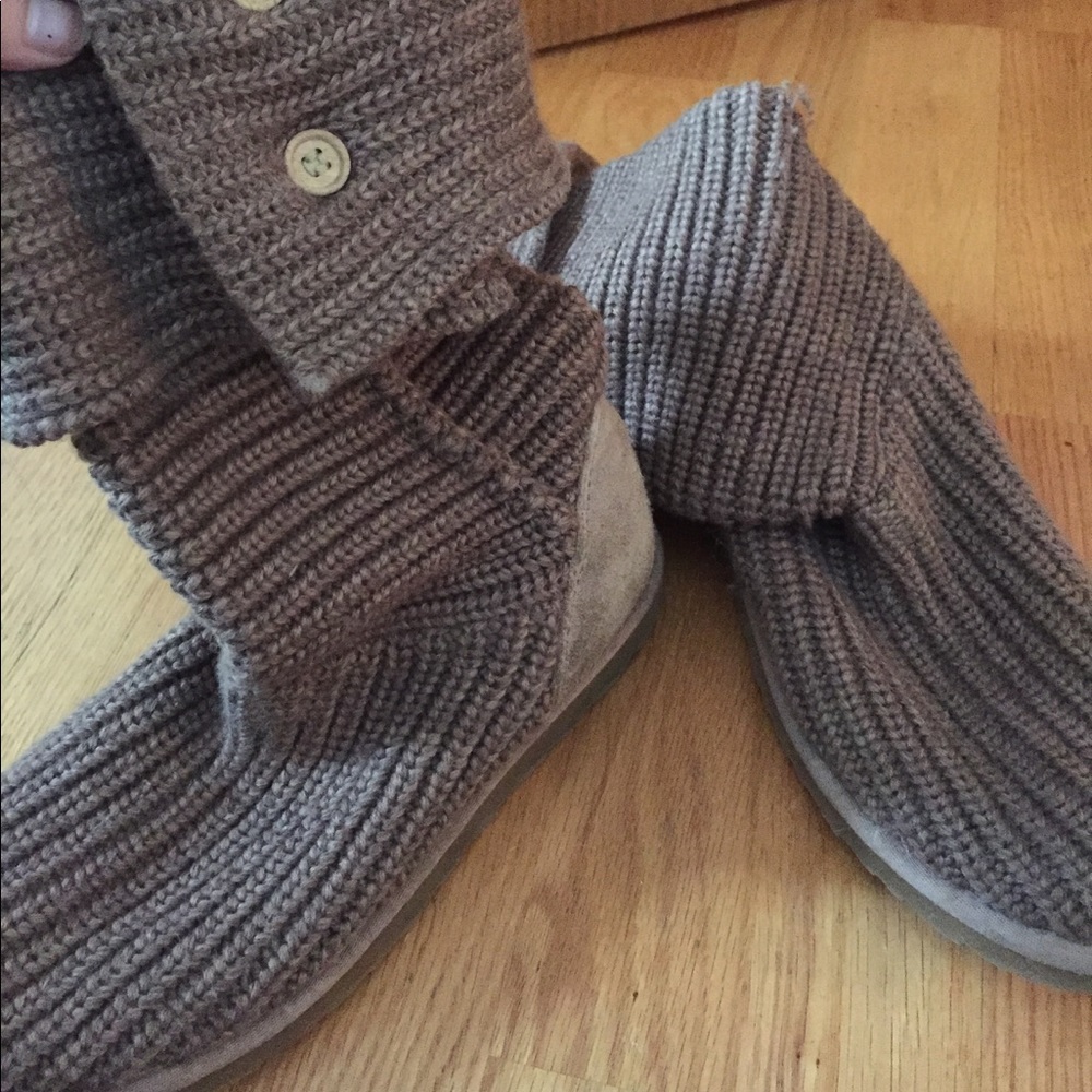 Ugg knit boots