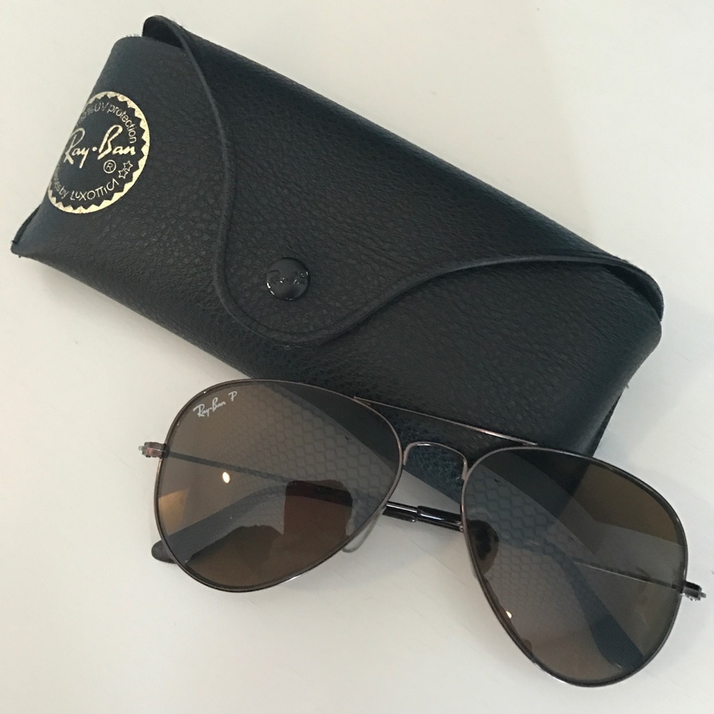 Ray-Ban Black Aviator Sunglasses