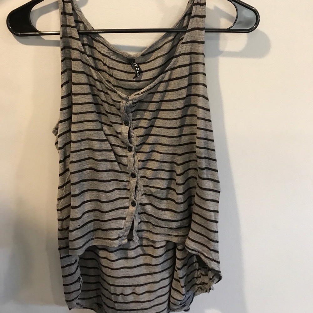 loose tank top