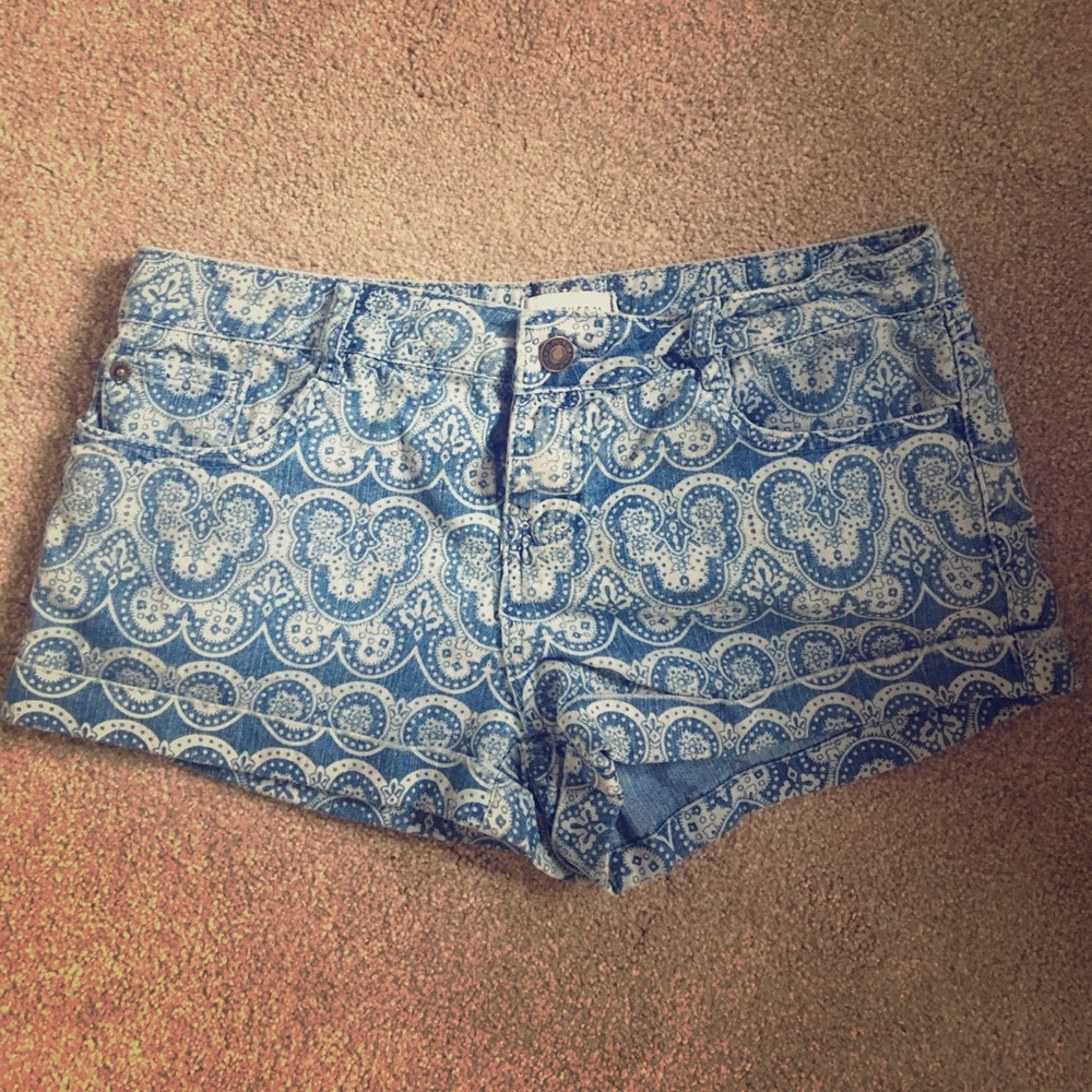 Forever 21 Patterned Cute Shorts