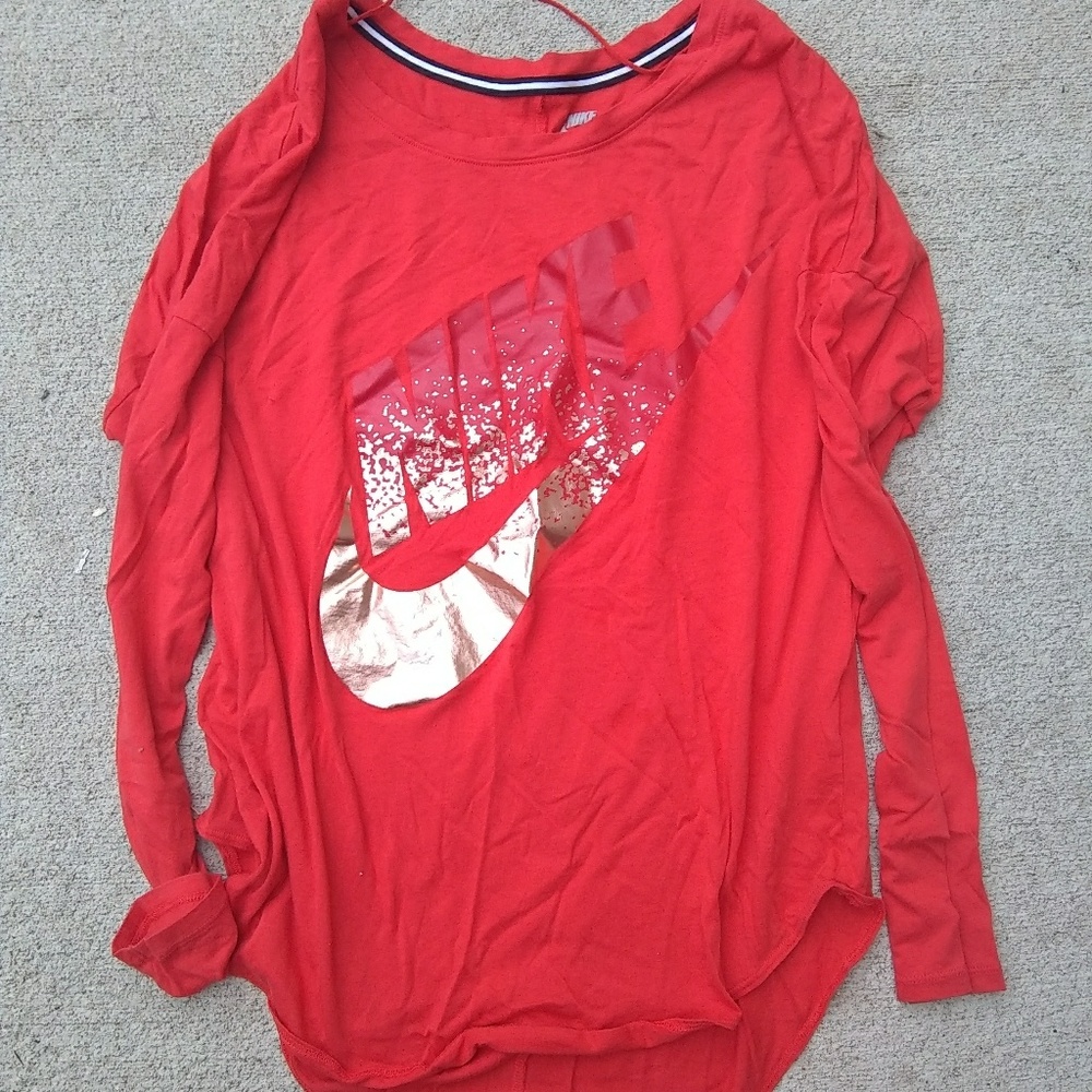 Long Sleeve Very Comfortable Nike Tee