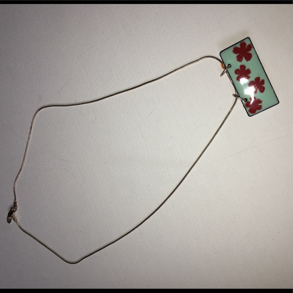 bar necklace. you can wear it four different ways
