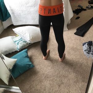 SF Giants MLB Fold Down VS Pink Yoga Leggings