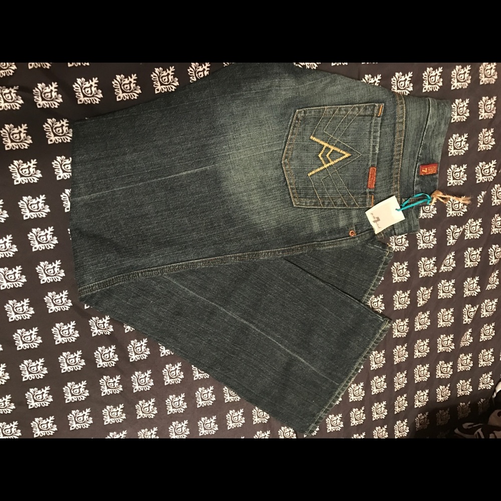 Seven Jeans