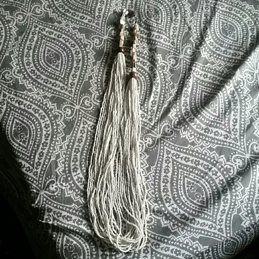 White necklace