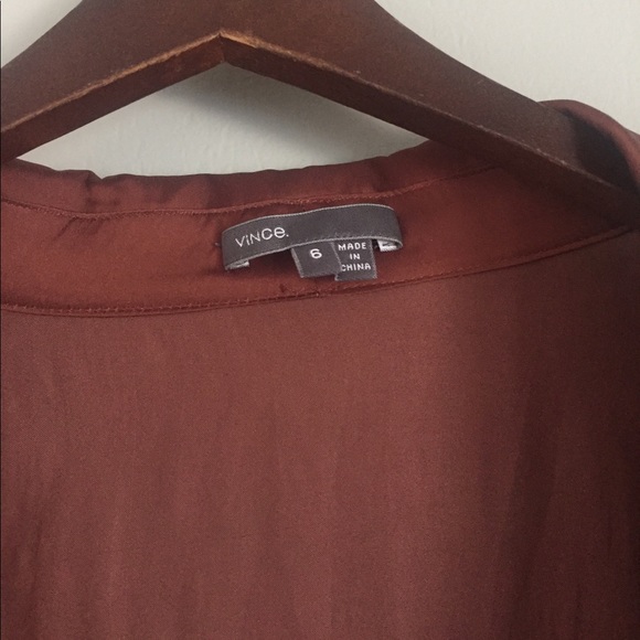 Vince Tops - vince scoopneck blouse size 6 Vince Tops - vince scoopneck blouse size 6
