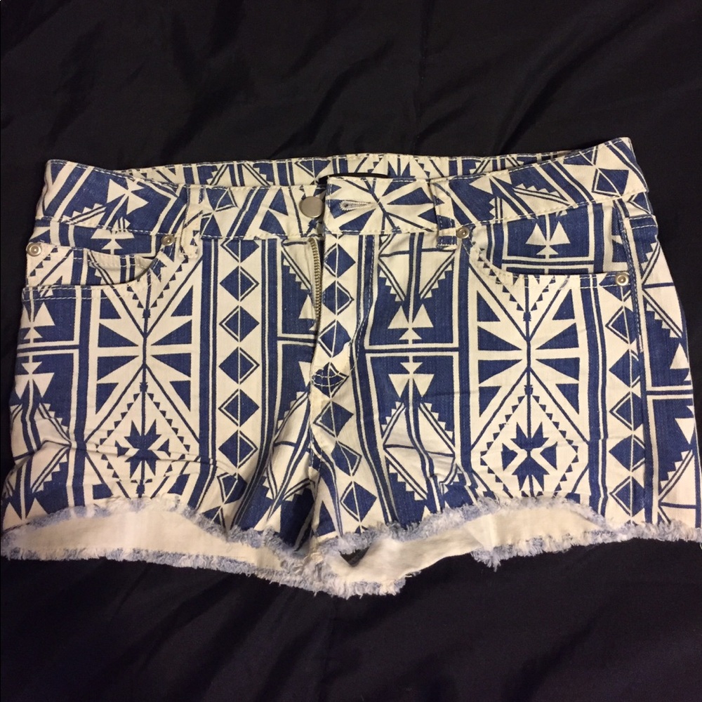 Forever 21 printed jean shorts