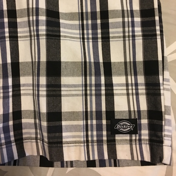 Dickies shorts size 30 - Picture 2 of 3