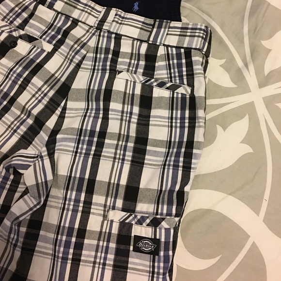 Dickies shorts size 30 - Picture 3 of 3