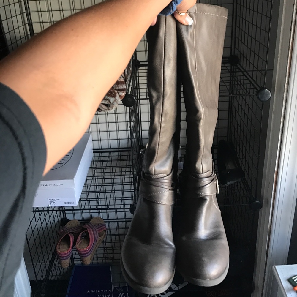 High boots - Picture 3 of 5
