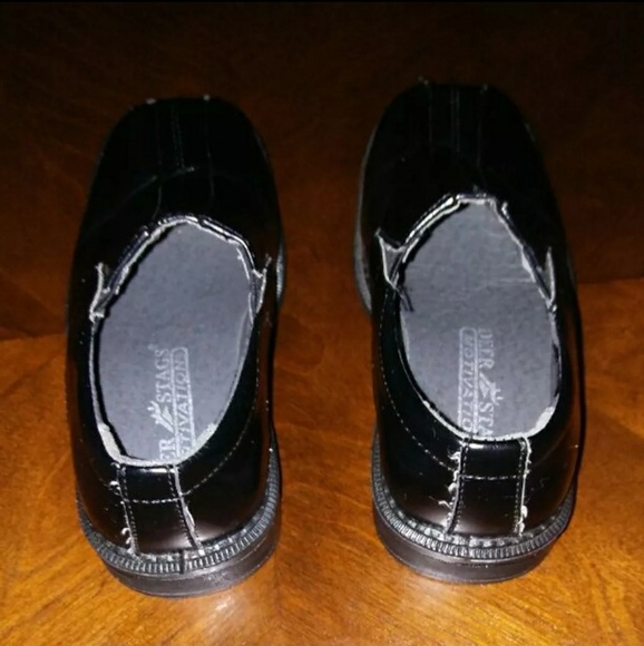 Shoe's - Picture 2 of 4