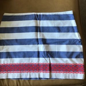 Vineyard vines skirt