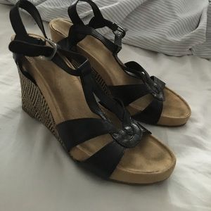 A2 Aerosoles Wedge Sandals