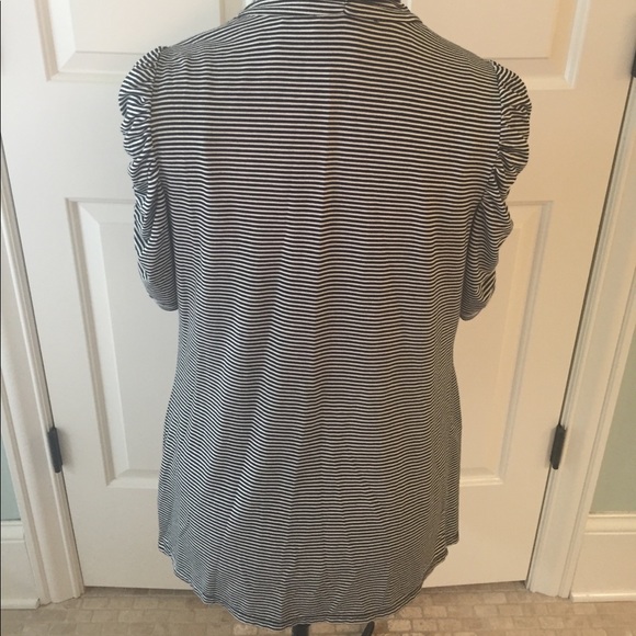 WHBM Cardigan - Picture 2 of 4