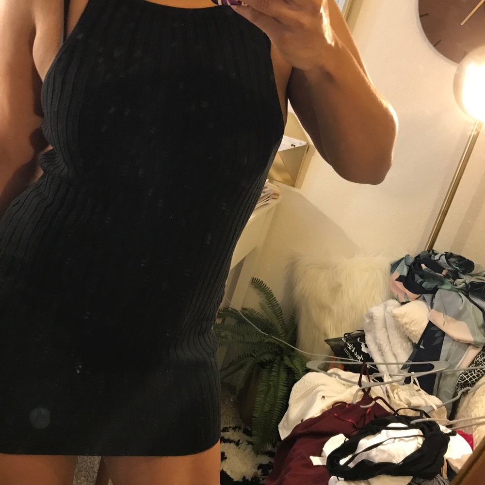 🌻 LF Ribbed Dress - Picture 4 of 4