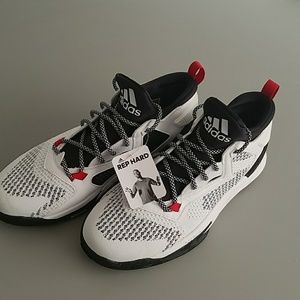 D Lillard 2 NBA COLLECTORS EDITION GAME