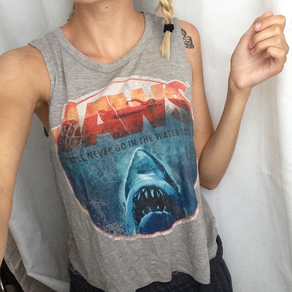 Jaws Tank Top 🦈