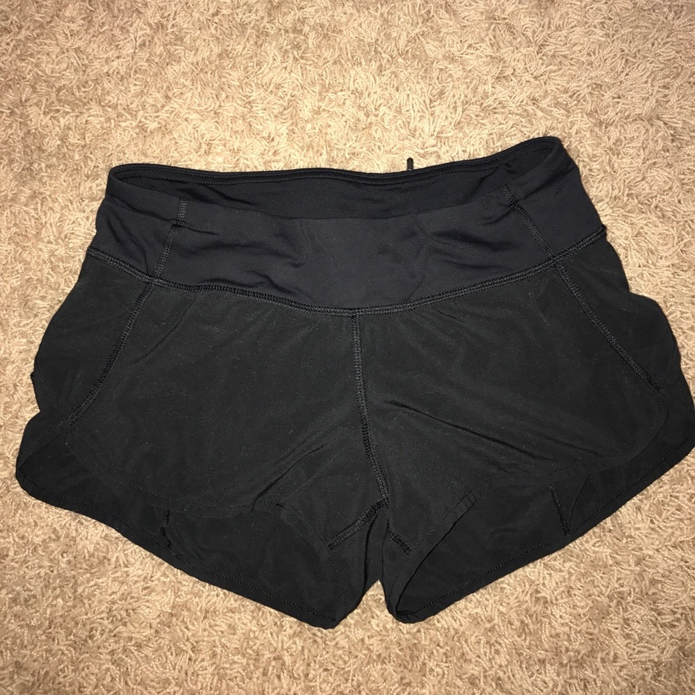 Lulu lemon speed short