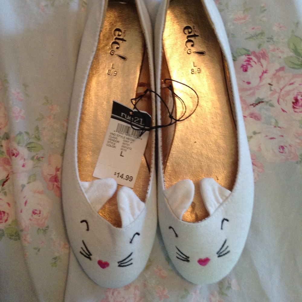 Rue 21 cat flats (new never worn)