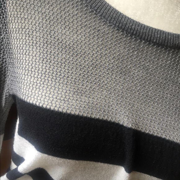 Cute Colorblock Sweater - Picture 2 of 4