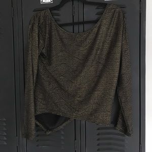 BCBG long sleeve top