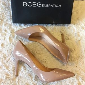 BCBGeneration NUDE PUMPS