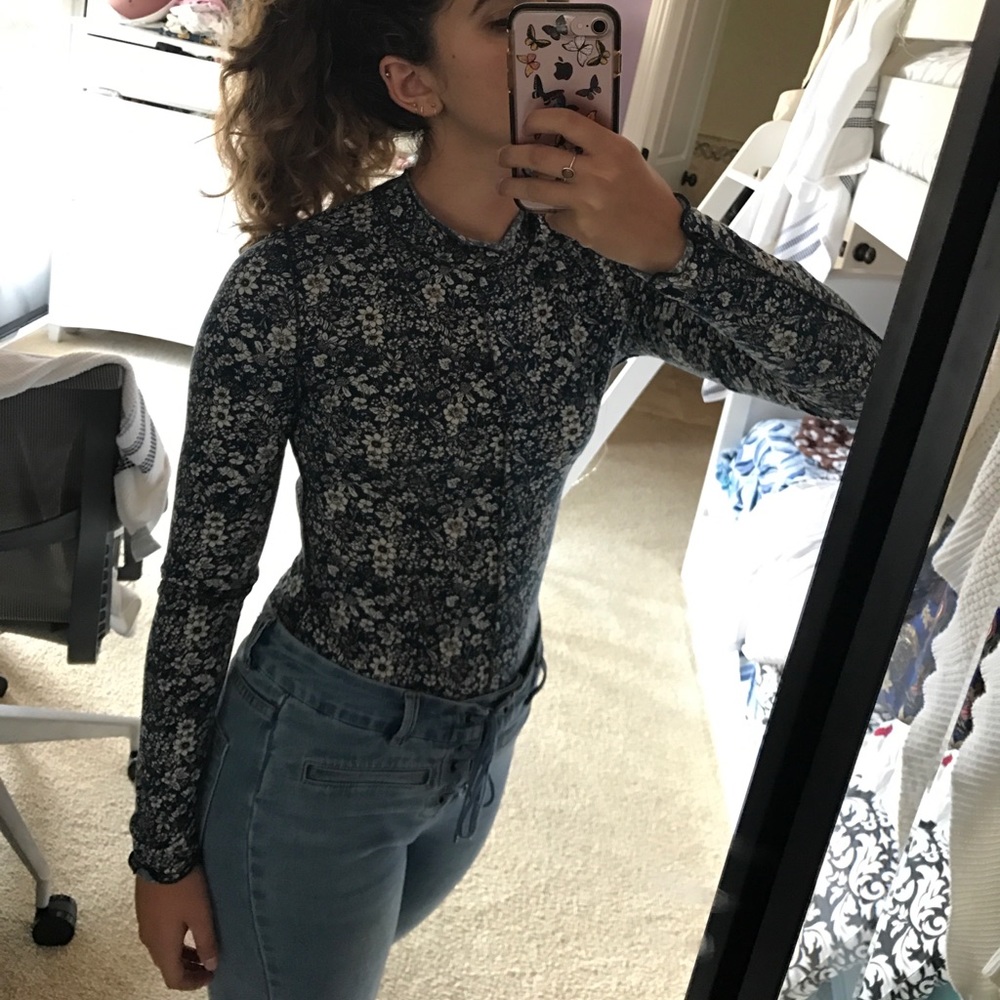 Free People floral long sleeve too