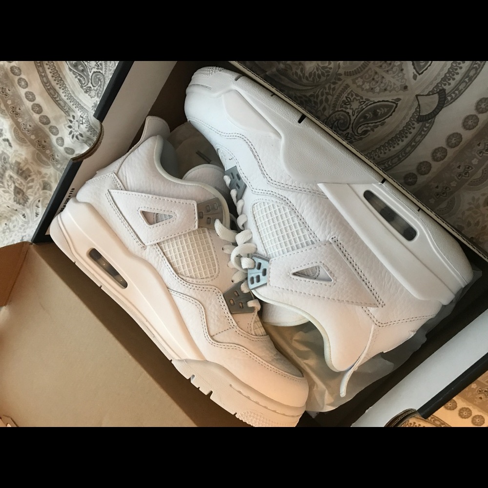 Air Jordan Retro 4 pure