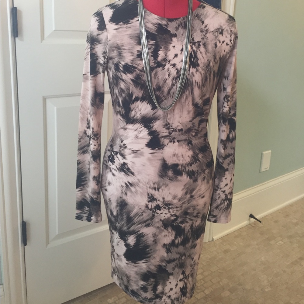 🎉5 for $25🎉 Jennifer Lopez fitted dress