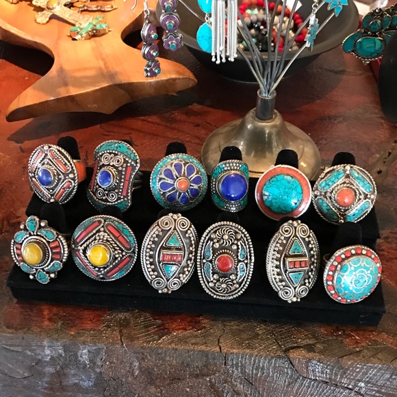 Tibetan large rings - Picture 1 of 3