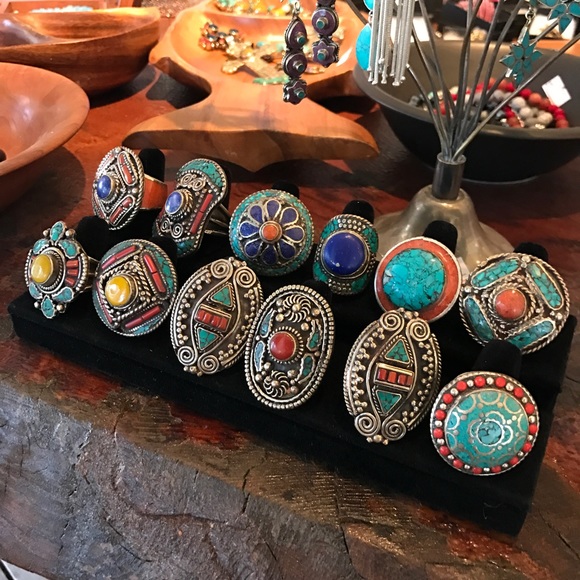 Tibetan large rings - Picture 3 of 3