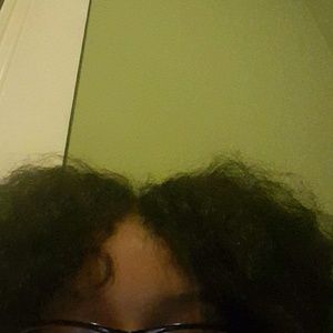 Meet your Posher, Katelyn