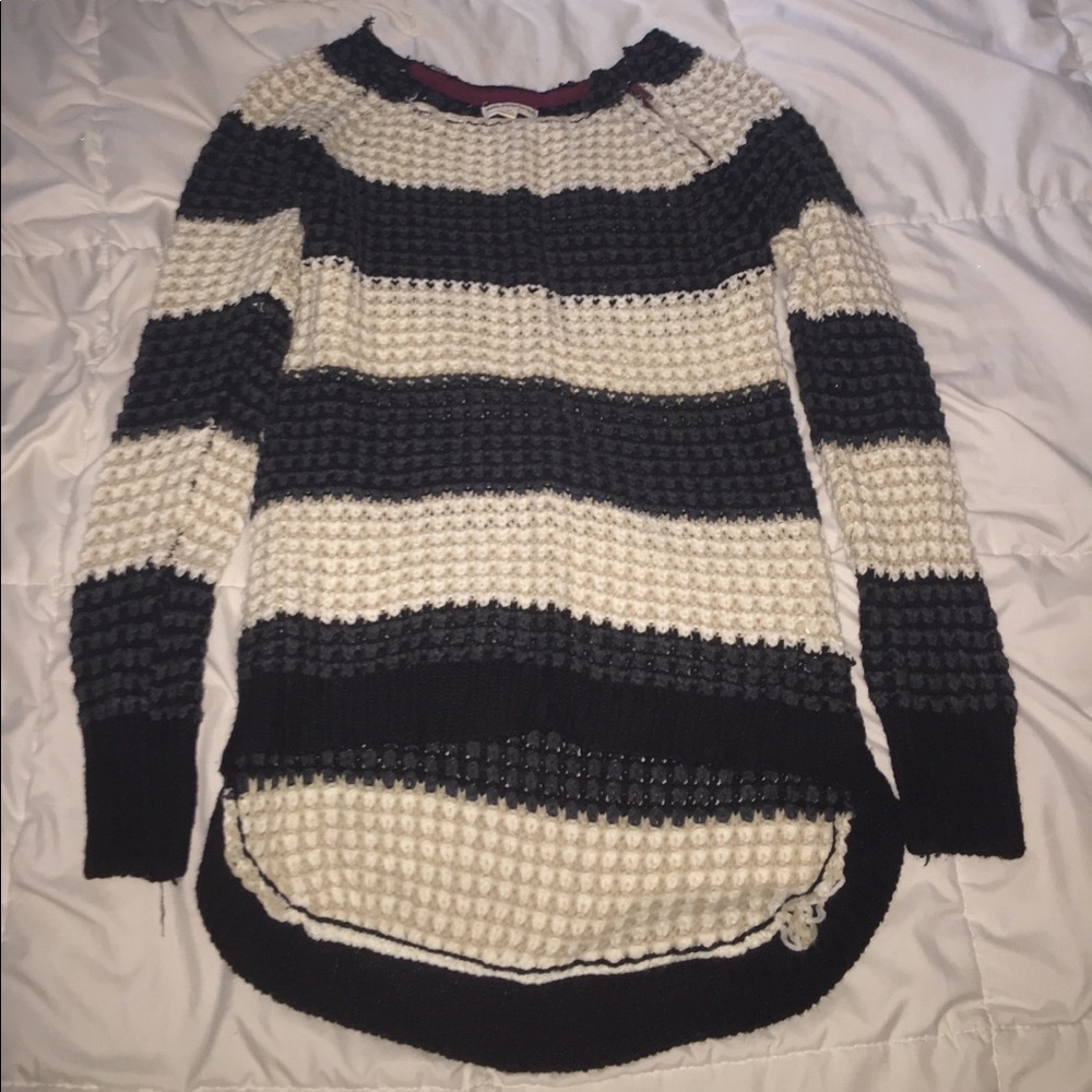 High low knit sweater