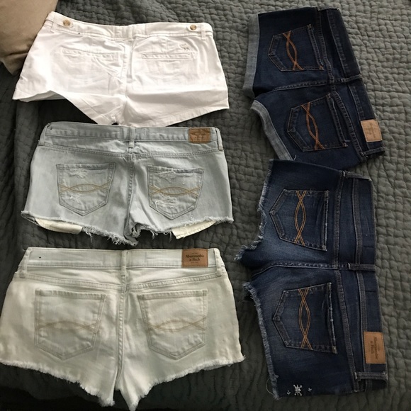 Bundle of Abercrombie & Fitch Shorts - Picture 2 of 4