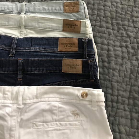 Bundle of Abercrombie & Fitch Shorts - Picture 3 of 4