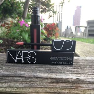 NARS Powermatte Pigment Lipstick- American Woman