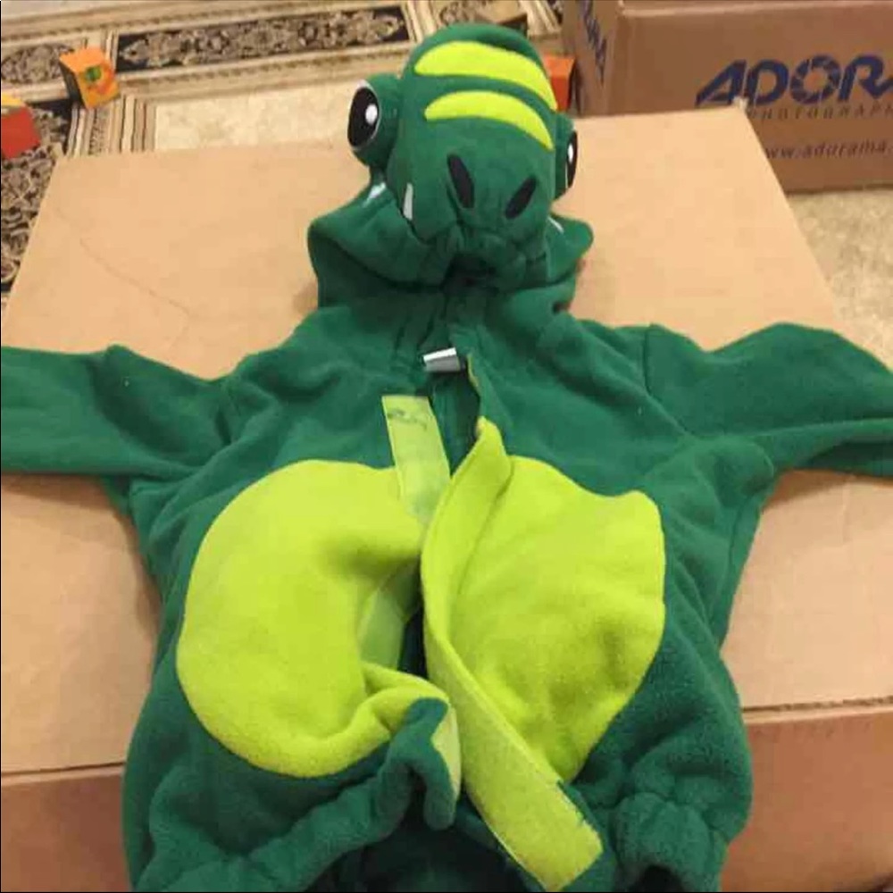Old navy dinosaur jacket custom  6-12