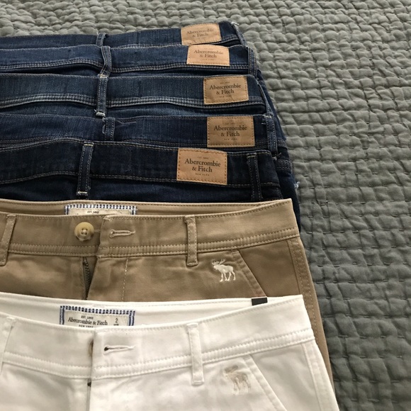 Bundle of 7 pairs of Abercrombie & Fitch shorts - Picture 3 of 4