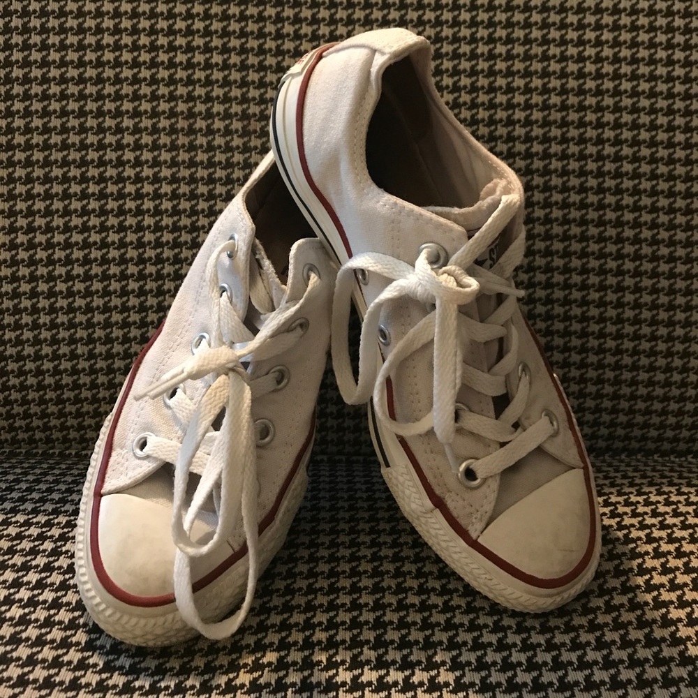 White converse all stars
