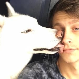 Meet your Posher, Elijah