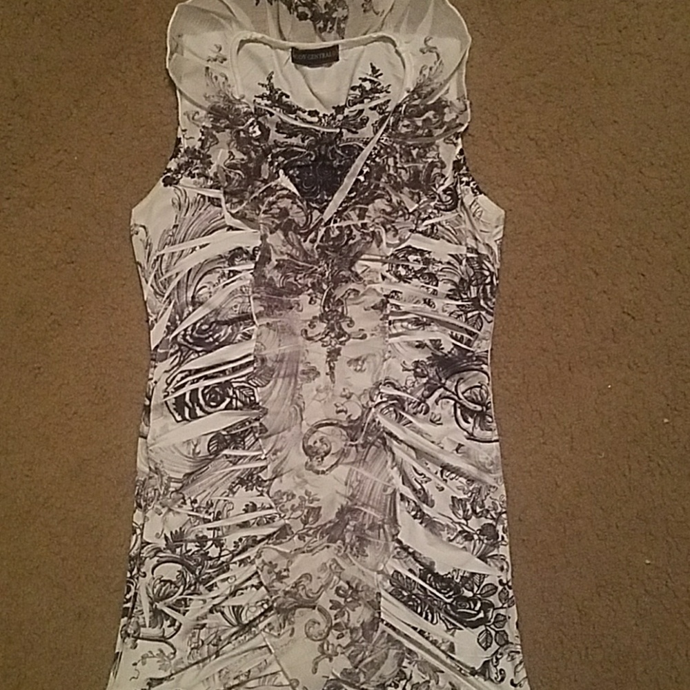 Sleeveless top