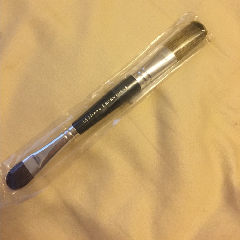Bare Essentials Brush