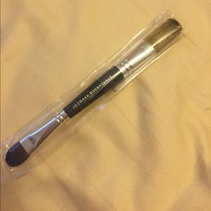 Bare Essentials Brush