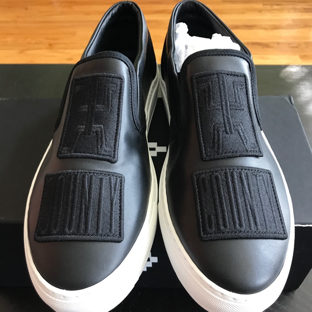 Marcelo Burlon Slip-On Patches Leather Sneaker